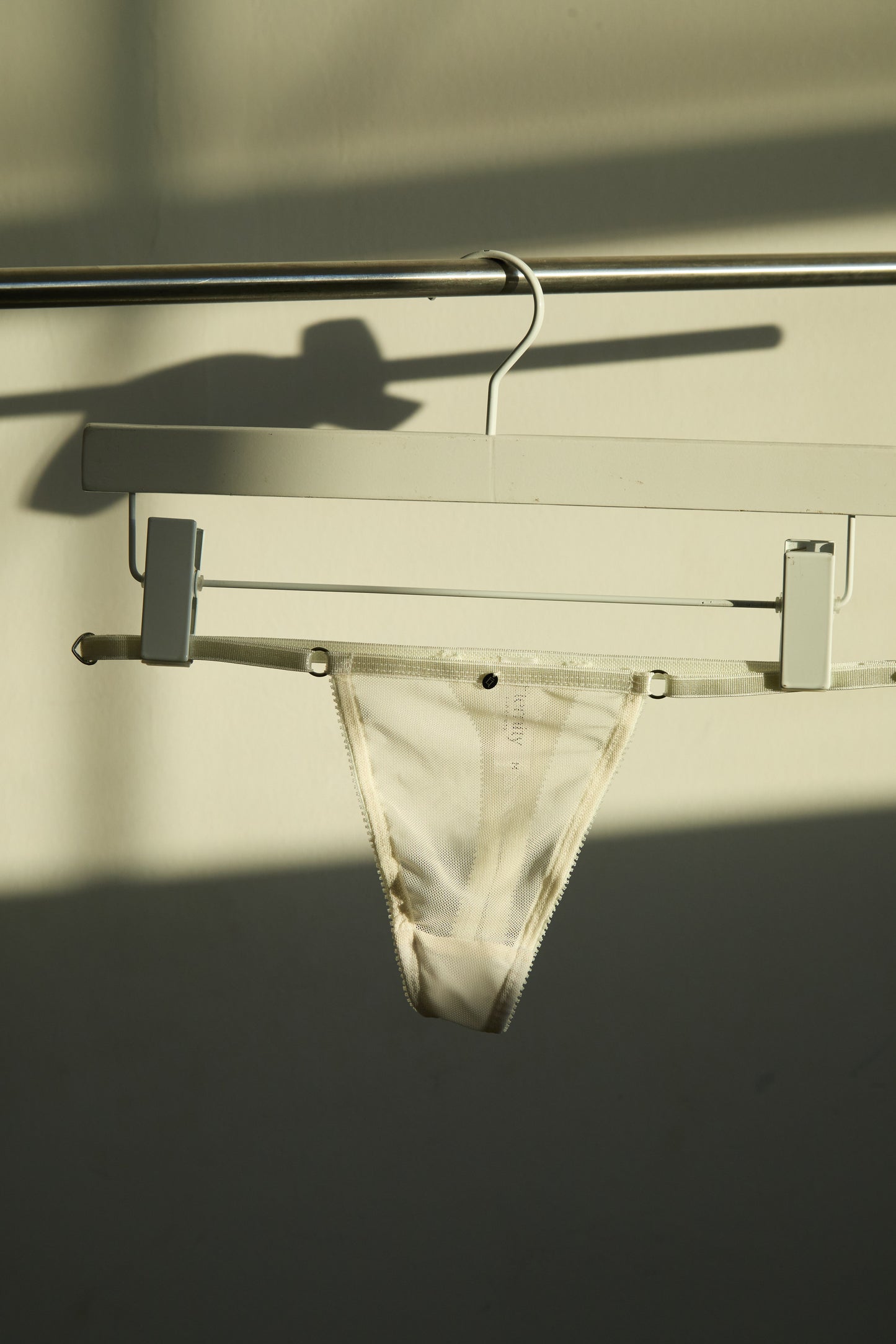 Pearly White thong